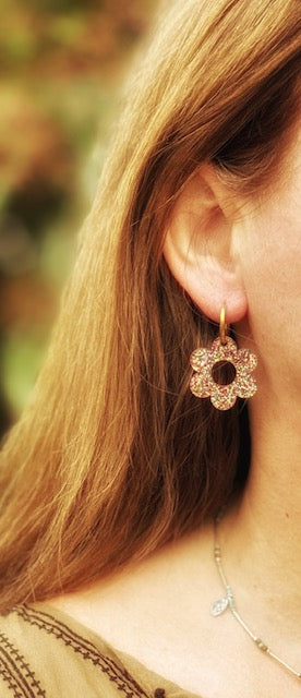 Boucles d’oreilles Flora à paillettes