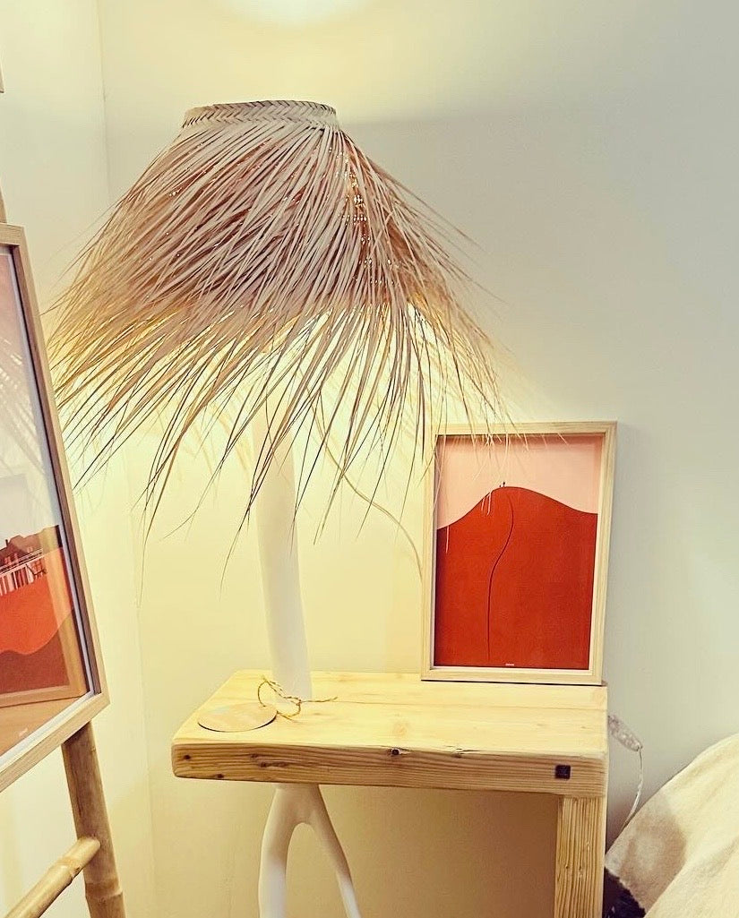 Bout de canapé / Chevet Rock The Kasbah - Pièce unique avec lampe intégrée