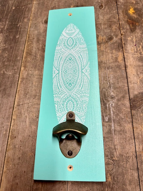 Décapsuleur mural bleu lagon Poisson - La petite baigneuse