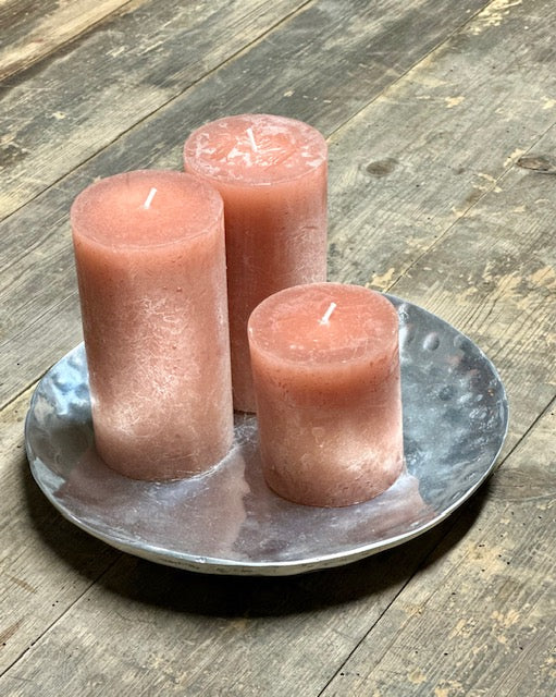 Assiette martelée en aluminium - Indonésie