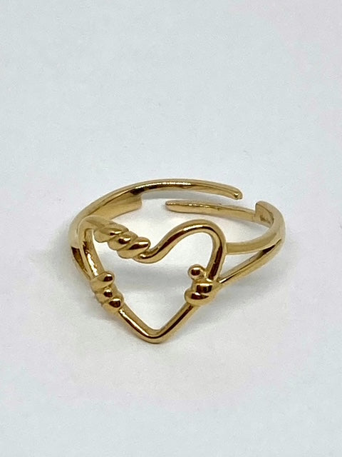 Bague Coeur doré façon fil de métal