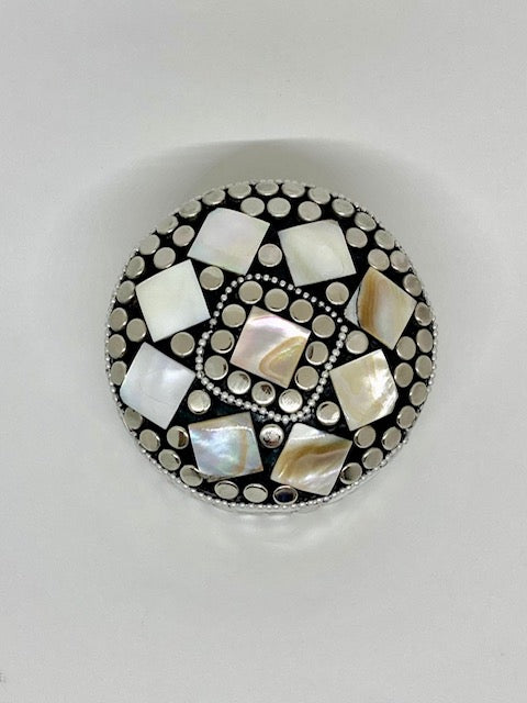 Boîte à bijoux en nacre et métal - Maroc