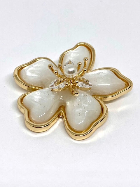 Broche fleur vintage