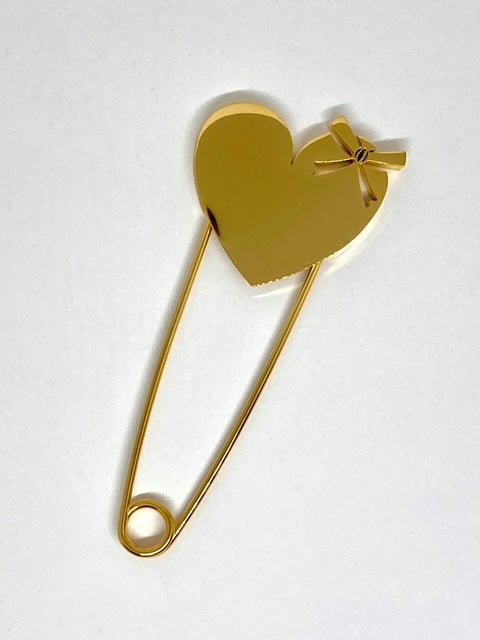 Broche épingle à nourrice coeur doré
