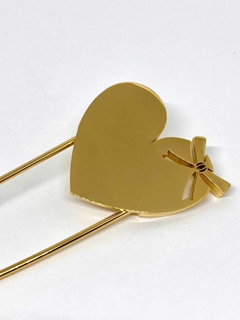 Broche épingle à nourrice coeur doré