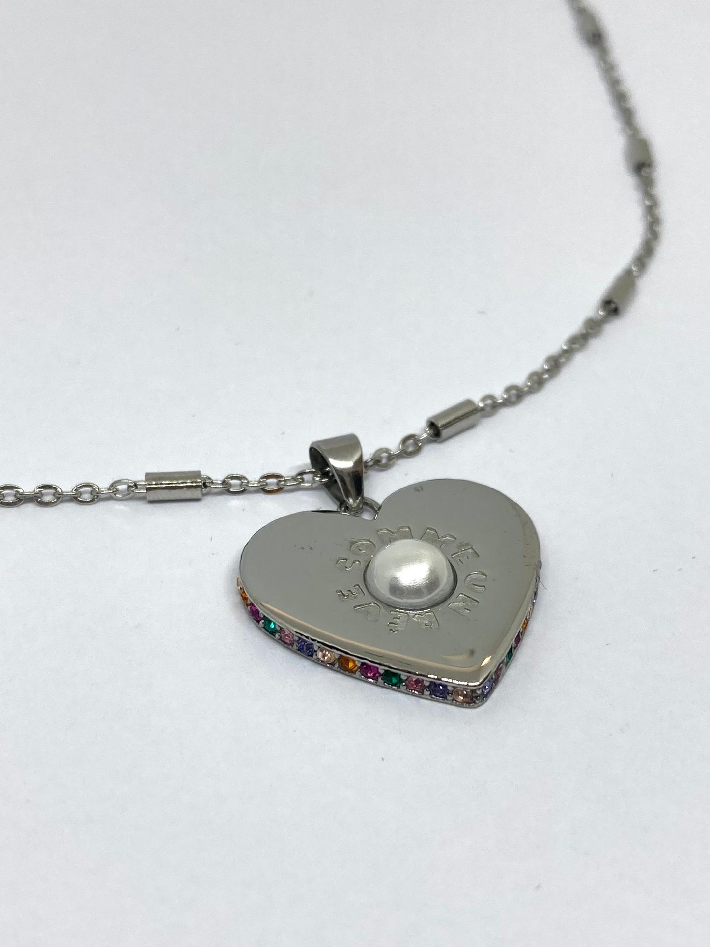 Collier en acier inoxydable argenté avec pendentif Coeur