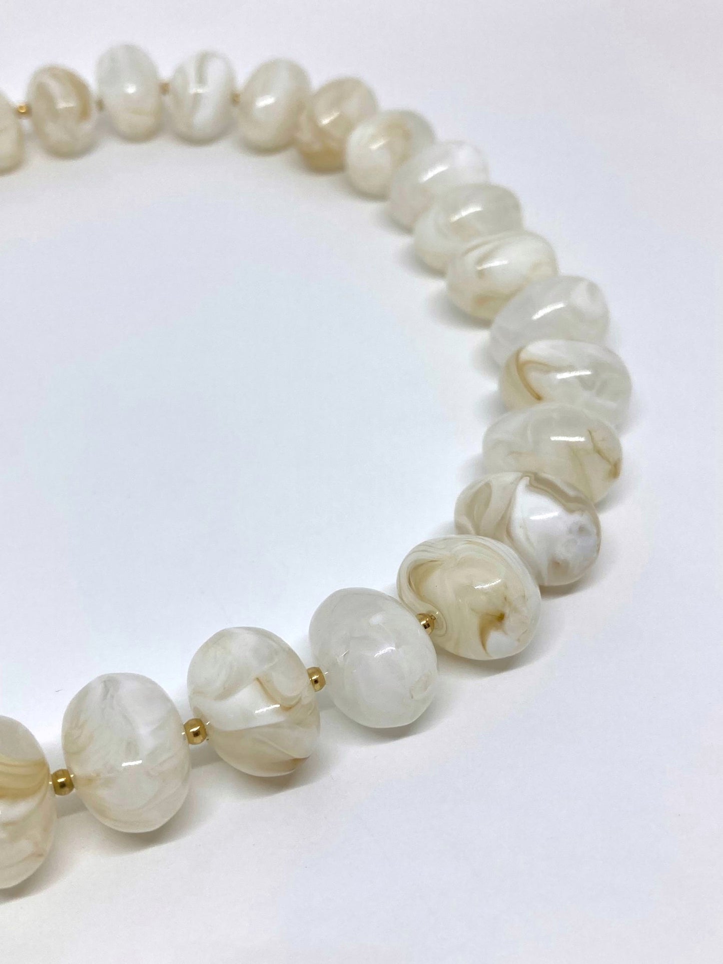 Collier perles couleur nacrées