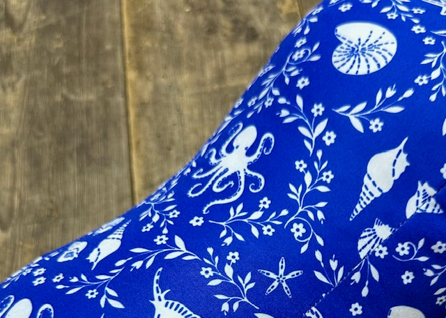 Coussin de nuque coquillages bleus