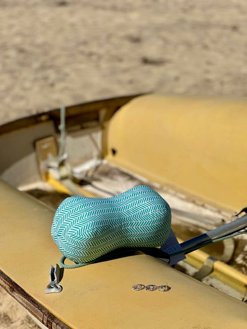 Coussin de nuque vert & géométrique