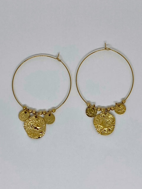 Créoles en acier inoxydable doré avec médaillons