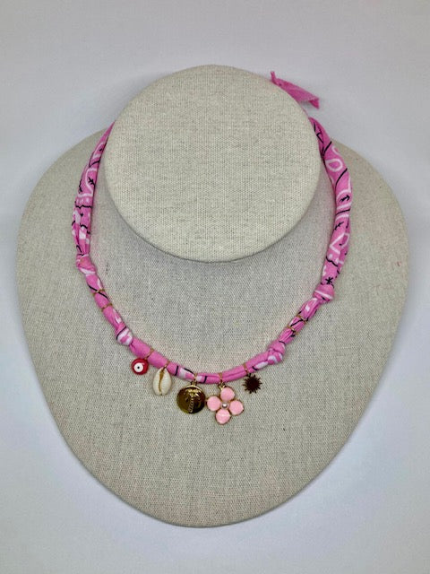 Collier/Manchette en Bandana rose coquillage & médaillon palmier - Badhnati