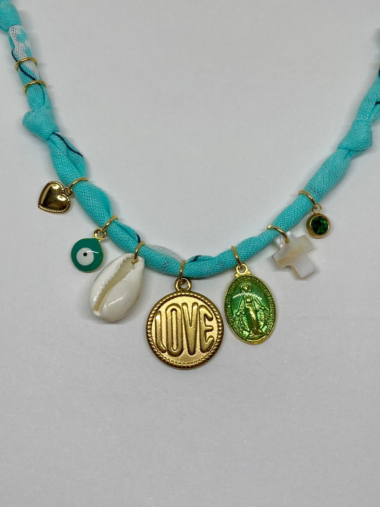 Collier/Manchette en Bandana turquoise coquillage & médaillon love - Badhnati