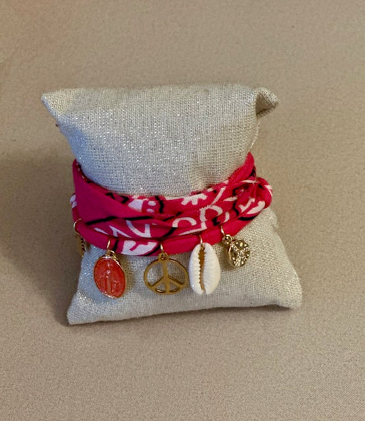 Collier/Manchette fushia coquillage & médaillon Madone - Badhnati