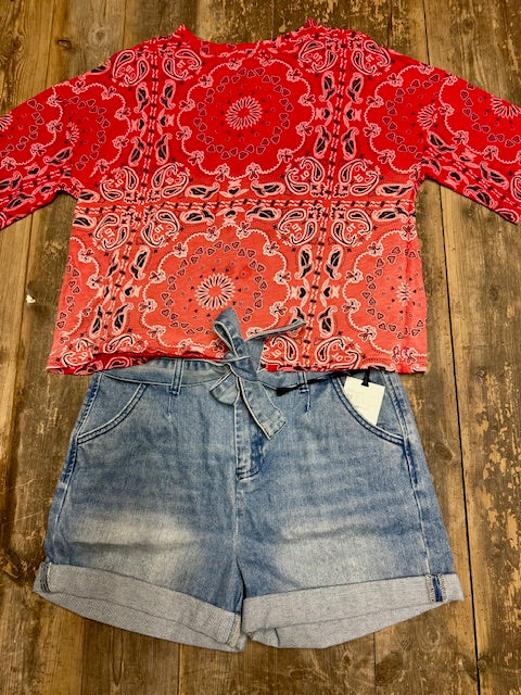 Short en jean à noeud