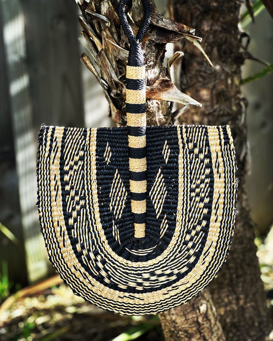 Éventail noir & naturel Ghana